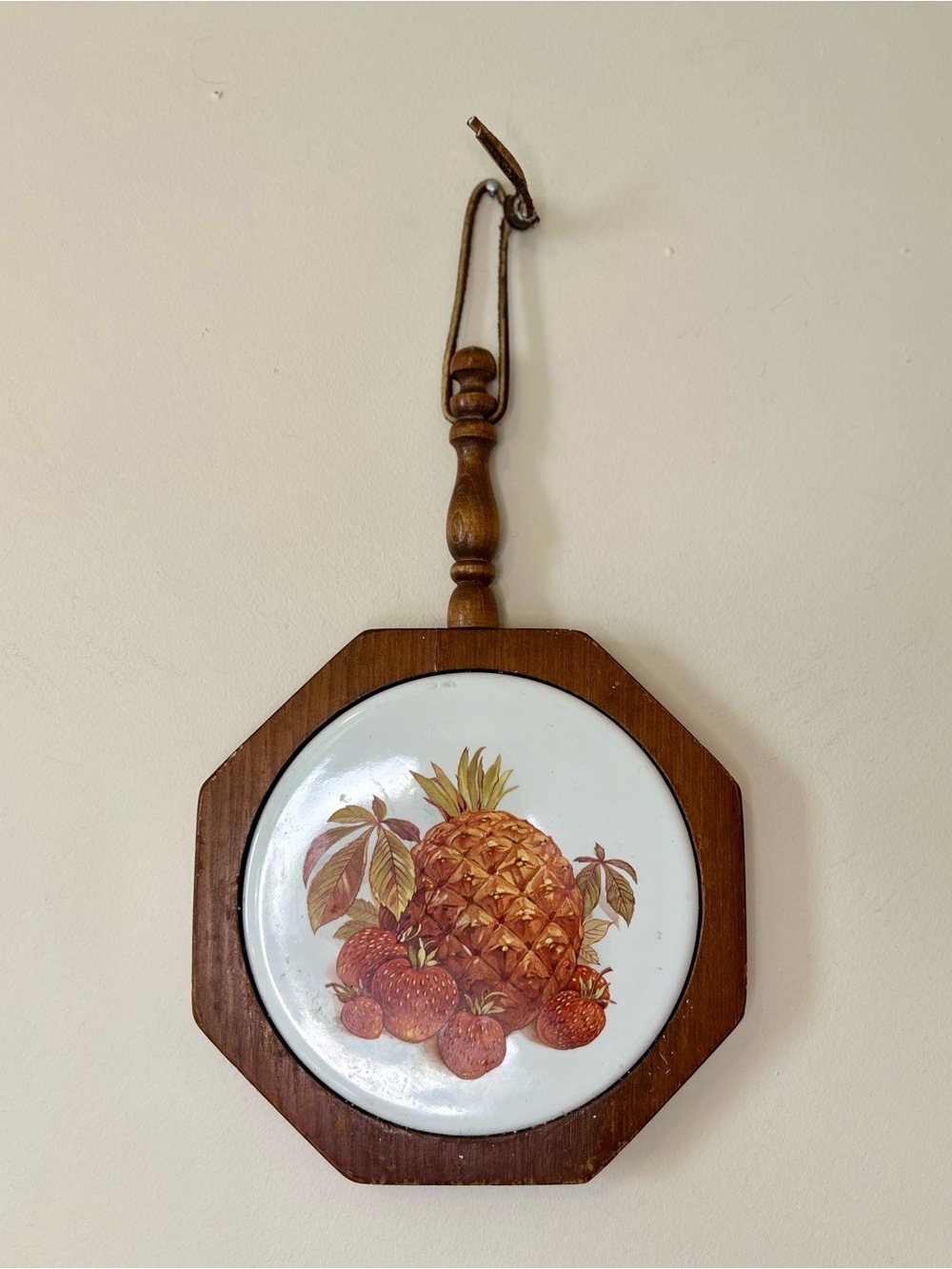Vintage 1970s ceramic and wood trivet hot plate wall hanging decor farmhouse